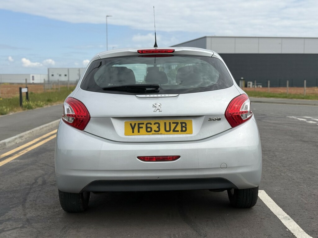 Peugeot 208 Hatchback 1.2 Vti Active Euro 5 201363 YF63UZB Silver #4