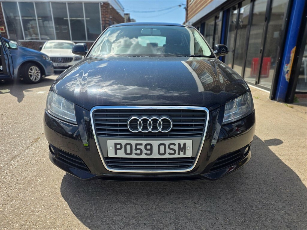 Audi A3 1.6 Tdi Sport Sportback Euro 5 Ss Black #2