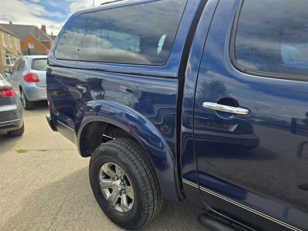 Toyota HILUX 3.0 D-4d Invincible 4Wd Blue #3