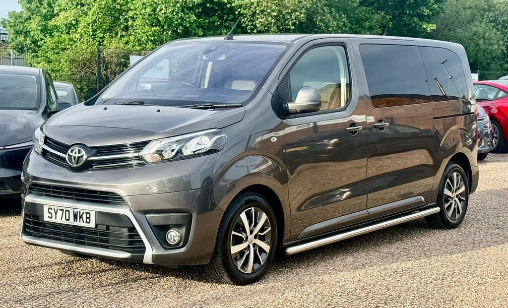 Toyota Proace Verso 2.0D Family Medium Mpv Mwb Euro 6 Grey