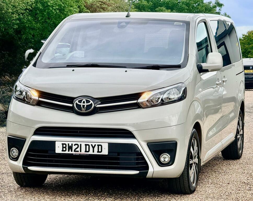 Toyota Proace Verso 2.0D Family Medium Mpv Mwb Euro 6 Ss Silver #3