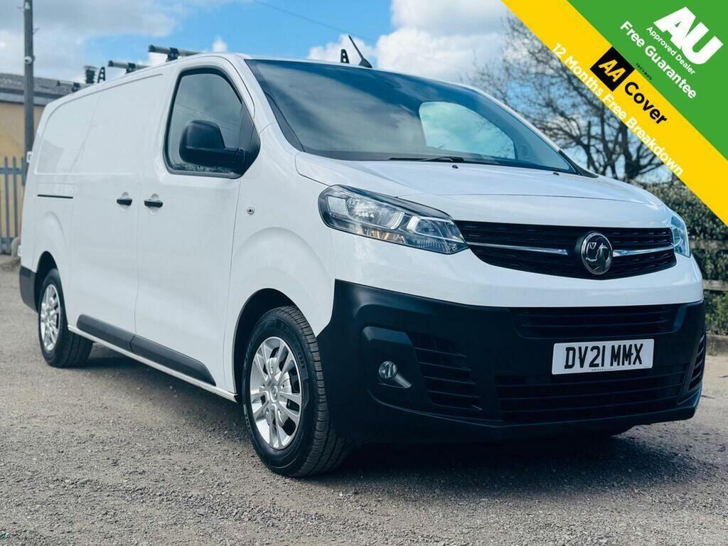 Vauxhall Vivaro Panel Van 1.5 Turbo D 2900 Dynamic L2 H1 Euro 6 S White