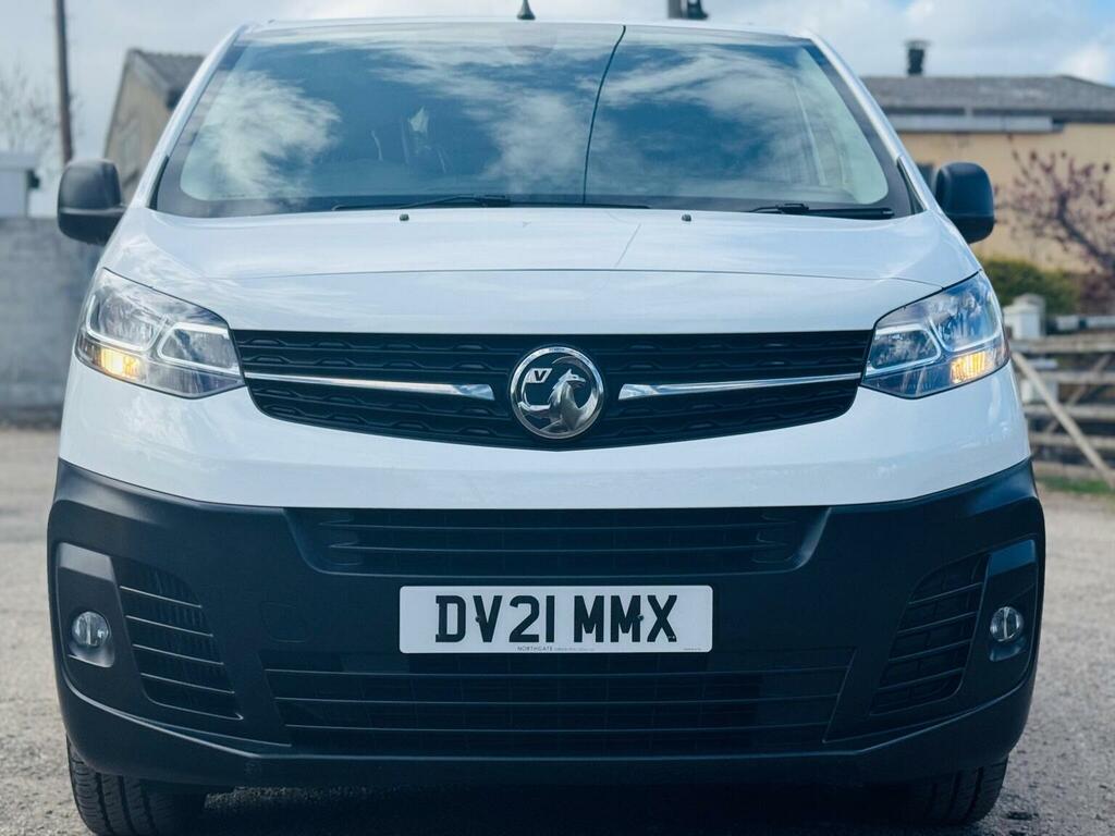 Vauxhall Vivaro Panel Van 1.5 Turbo D 2900 Dynamic L2 H1 Euro 6 S DV21MMX White #2