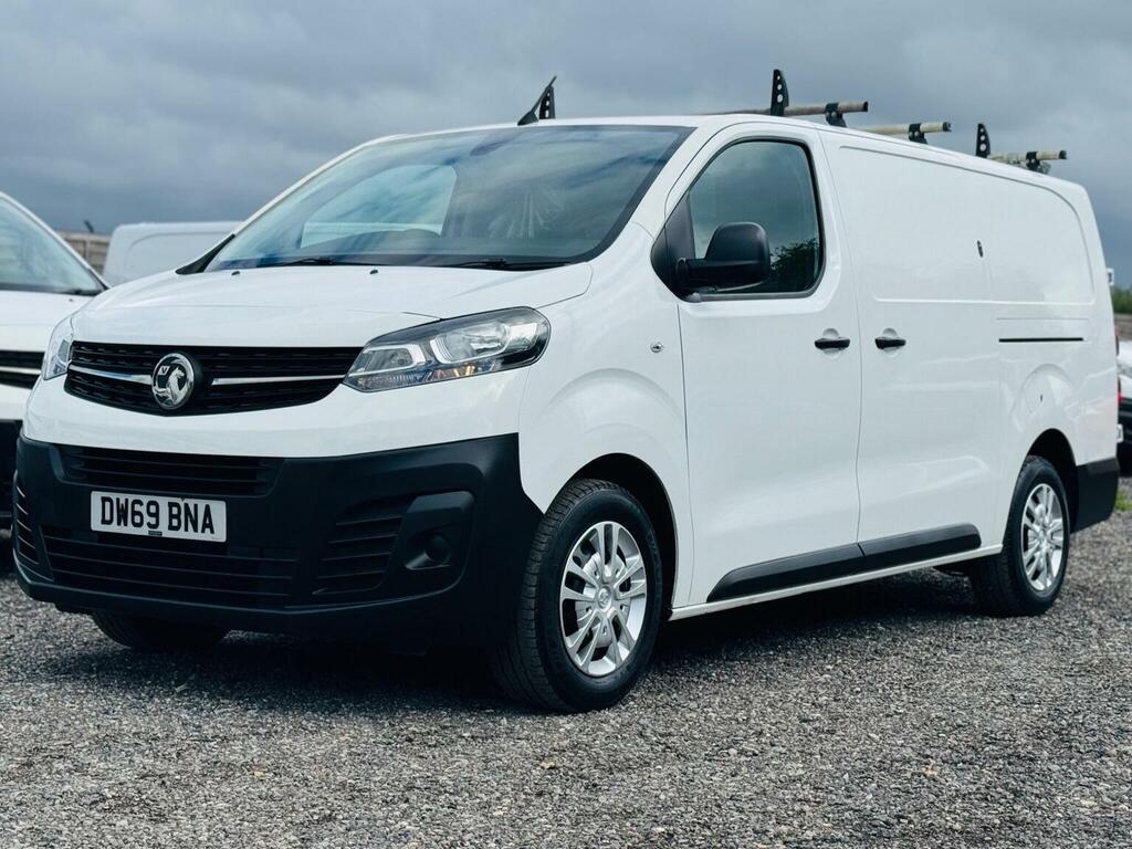 Vauxhall Vivaro Panel Van 1.5 Turbo D 2900 Dynamic L2 H1 Euro 6 S DW69BNA White #3