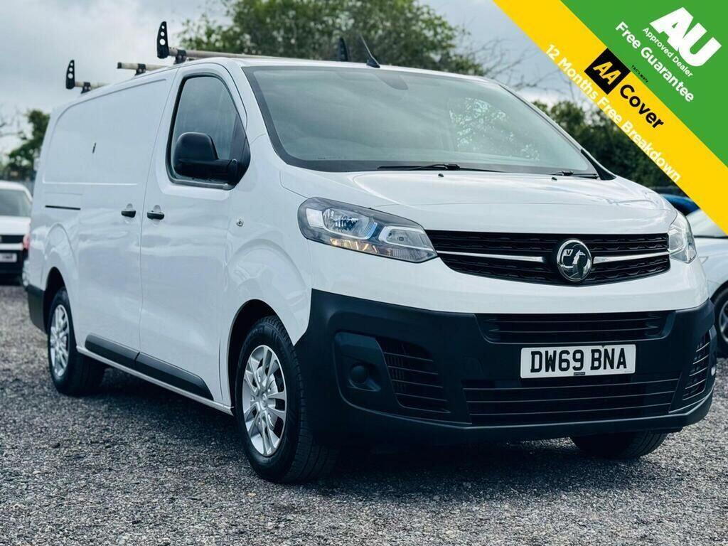 Vauxhall Vivaro Panel Van 1.5 Turbo D 2900 Dynamic L2 H1 Euro 6 S White