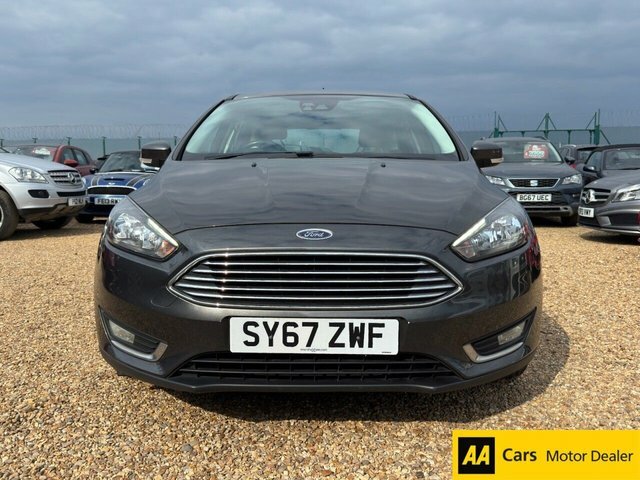 Ford Focus 1.5T Ecoboost Titanium Hatchback SY67ZWF Grey #2