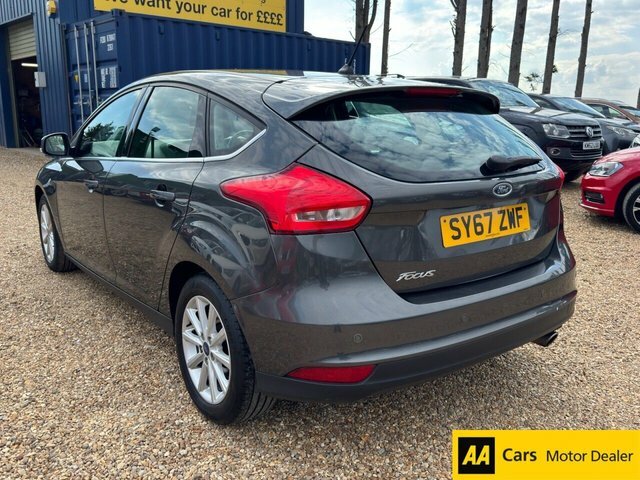 Ford Focus 1.5T Ecoboost Titanium Hatchback SY67ZWF Grey #4