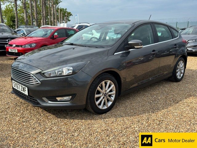 Ford Focus 1.5T Ecoboost Titanium Hatchback SY67ZWF Grey #3