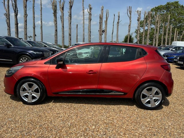 Renault Clio 0.9 Tce Dynamique Medianav Hatchback Ma Red #4
