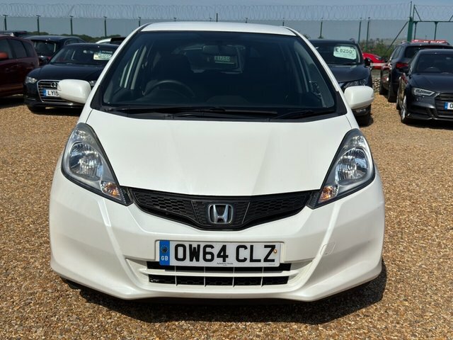 Honda Jazz 1.4 I-vtec Es Plus Hatchback Eur OW64CLZ White #2
