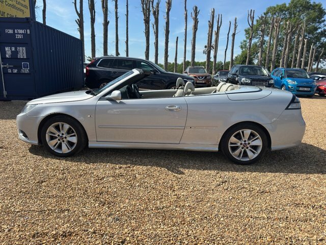 Saab 9-3 9-3 Turbo Edition White #7