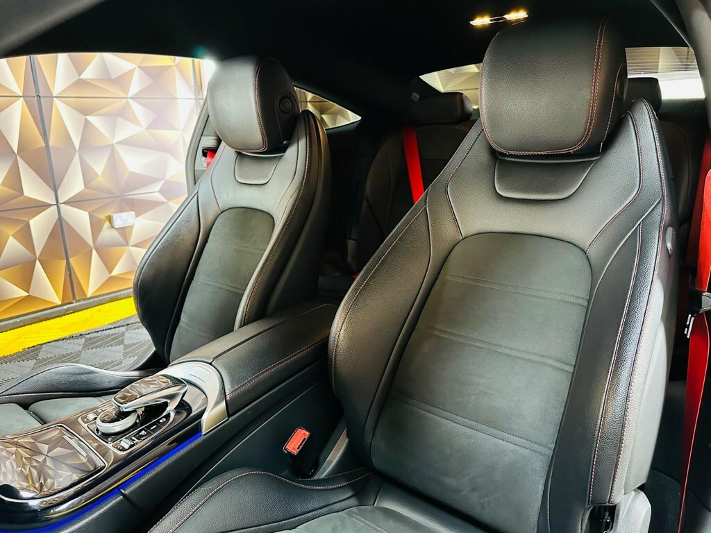 Mercedes-Benz C Class 3L Amg SK68WSJ White #3