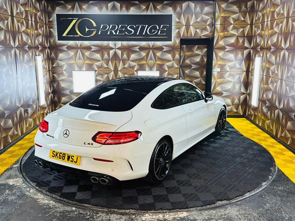 Mercedes-Benz C Class 3L Amg SK68WSJ White #6