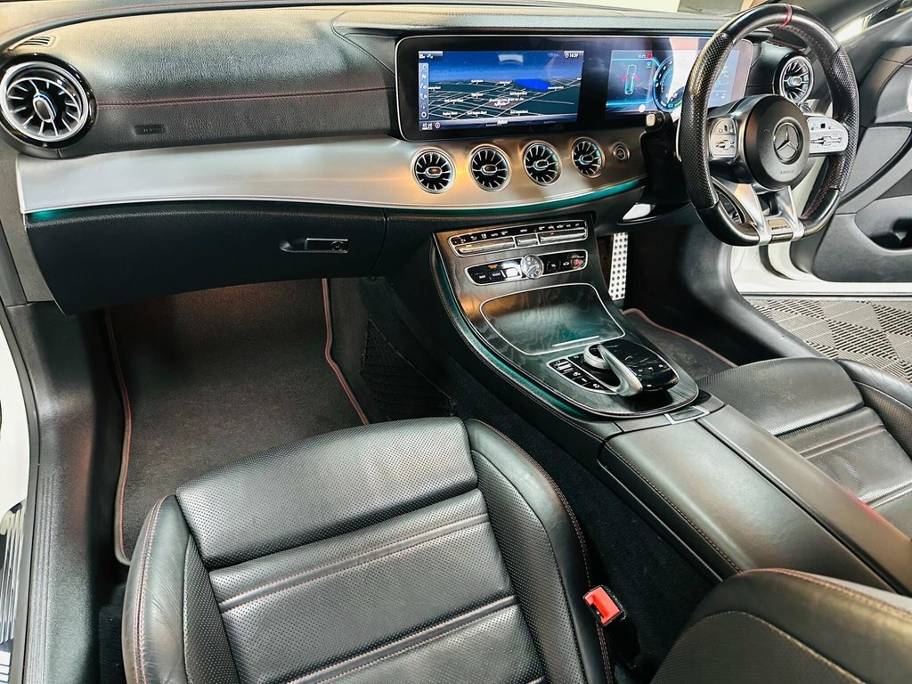 Mercedes-Benz E Class 3L Amg WG68YZC White #3