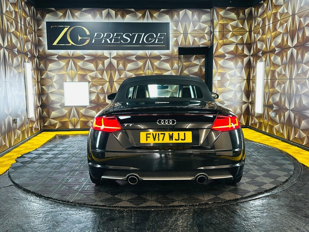 Audi TT 2L Black Edition Black #3