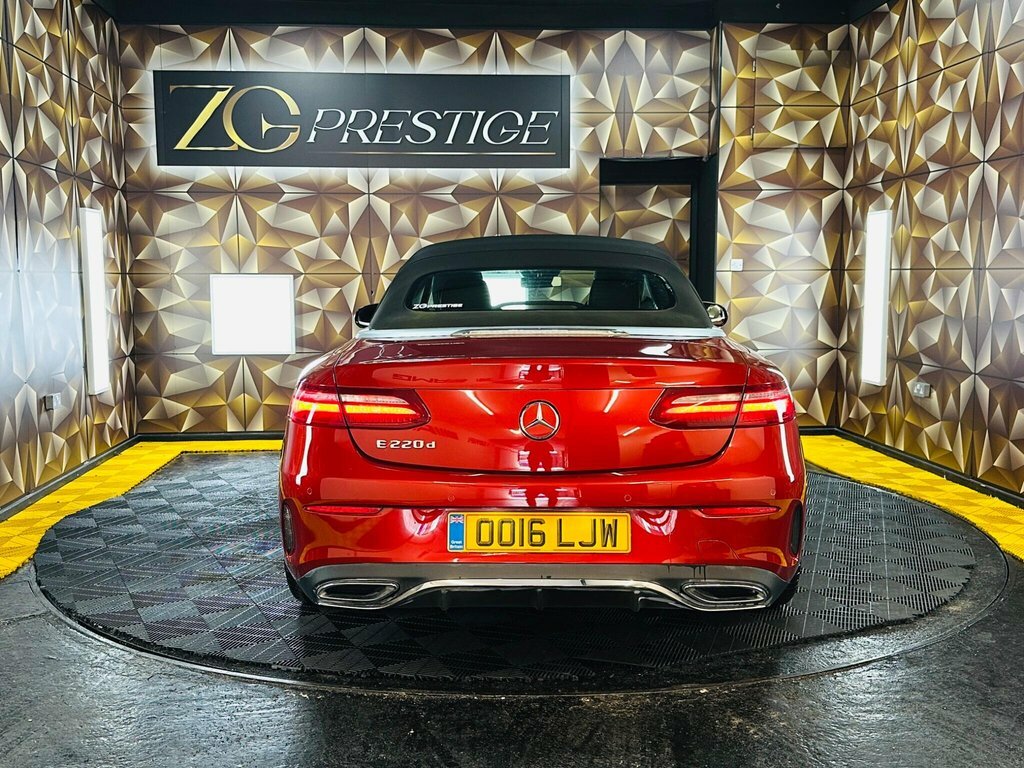 Mercedes-Benz E Class 2L Amg Line Red #4