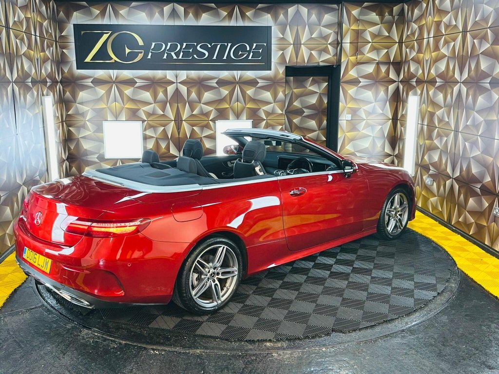 Mercedes-Benz E Class 2L Amg Line Red #6