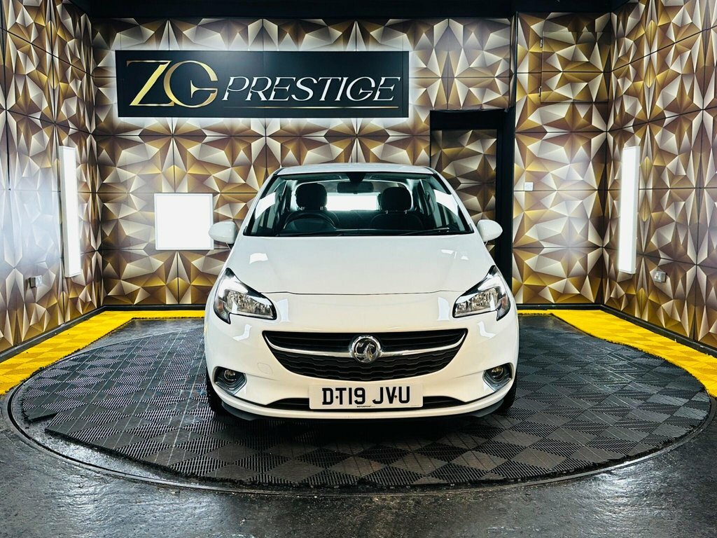 Vauxhall Corsa 1.4L Sri Nav DT19JVU White #2