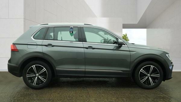 Volkswagen Tiguan 1.4 Tsi Se Navigation Euro 6 Ss RV18CPN Grey #6