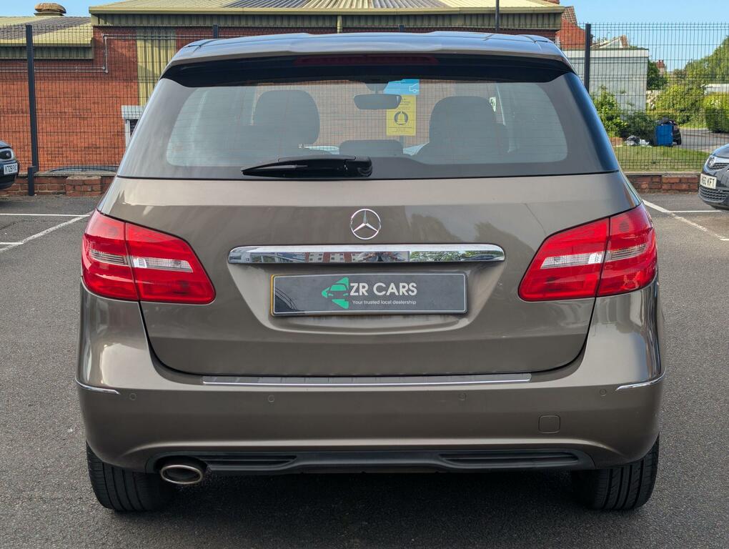 Mercedes-Benz B Class 1.6 B180 Blueefficiency Se 7G-dct Euro 5 Ss Grey #6
