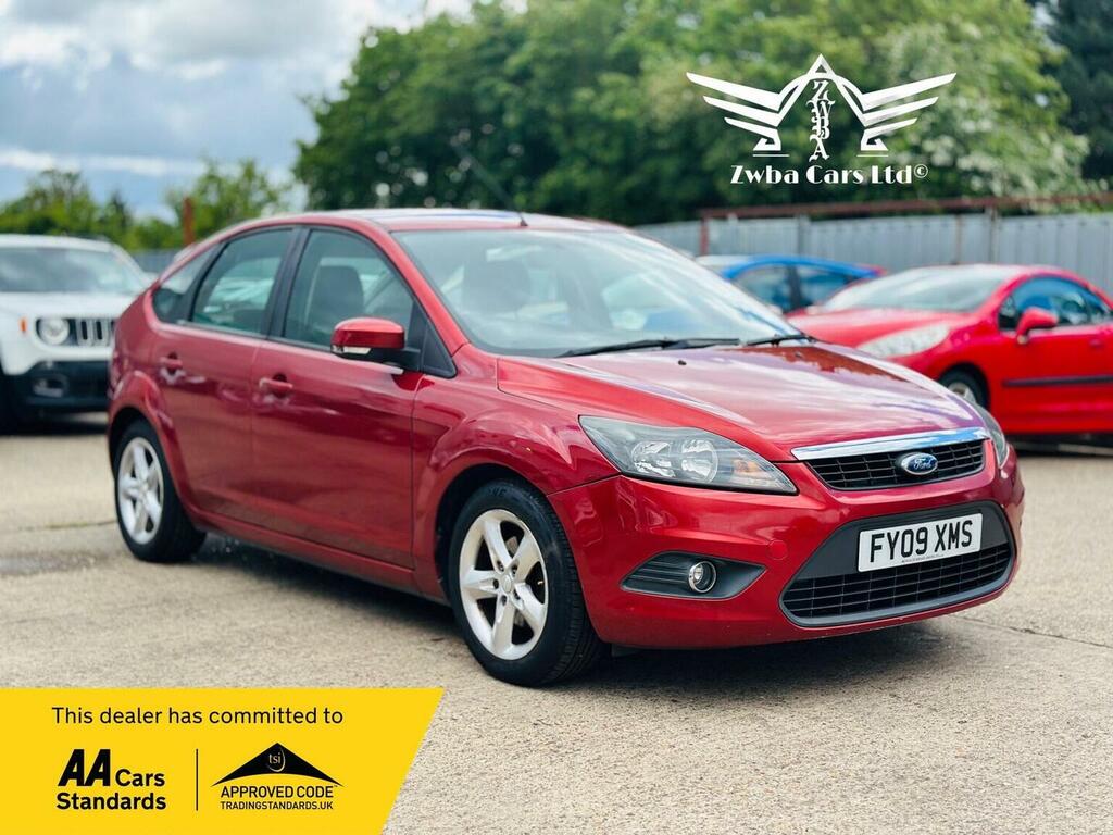 Ford Focus Hatchback 1.6 Zetec 200909 Red