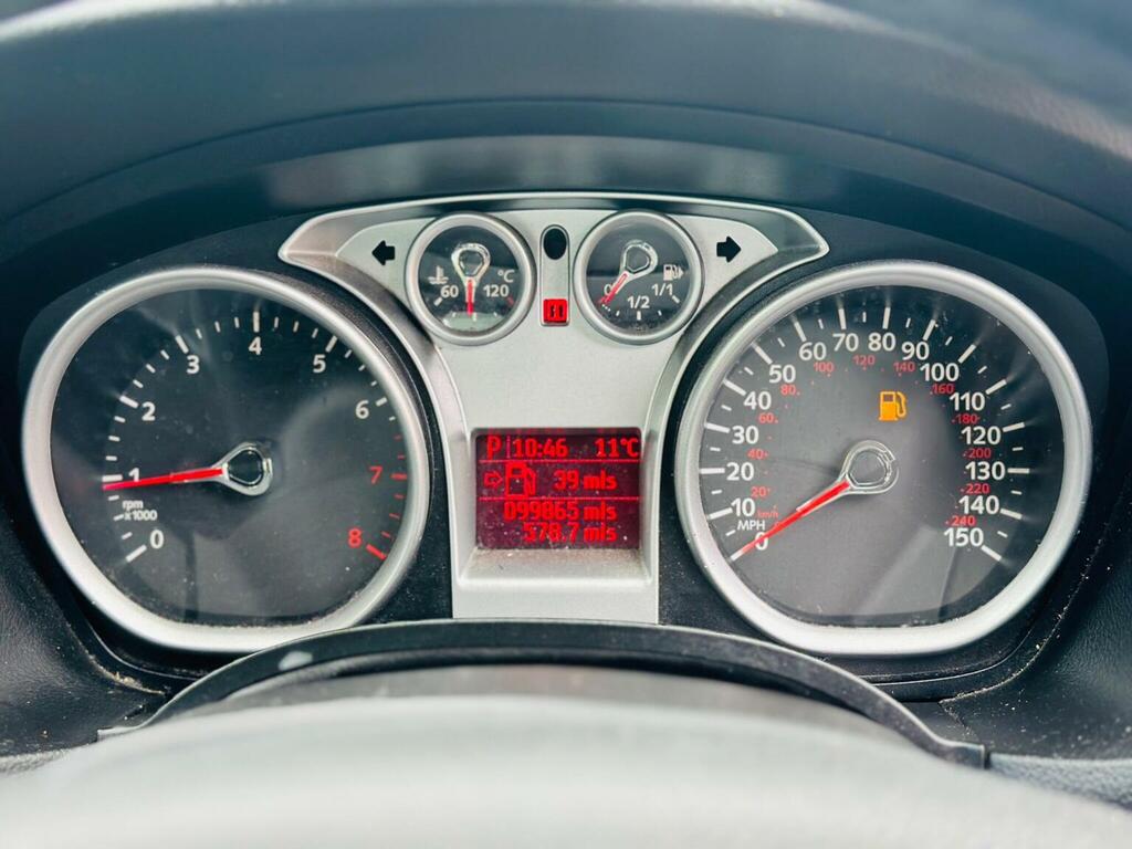 Ford Focus Hatchback 1.6 Zetec 200909 FY09XMS Red #5