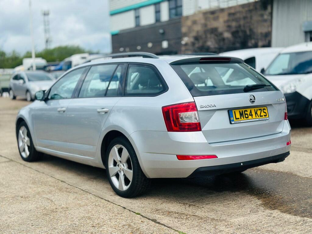 Skoda Octavia Estate 2.0 Tdi Laurin Klement Dsg Euro 5 Ss 5 LM64KZS #3