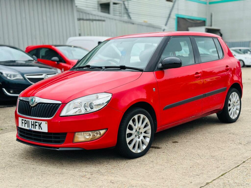 Skoda Fabia Hatchback 1.2 Tsi Elegance Euro 5 201111 FP11HFK Red #2