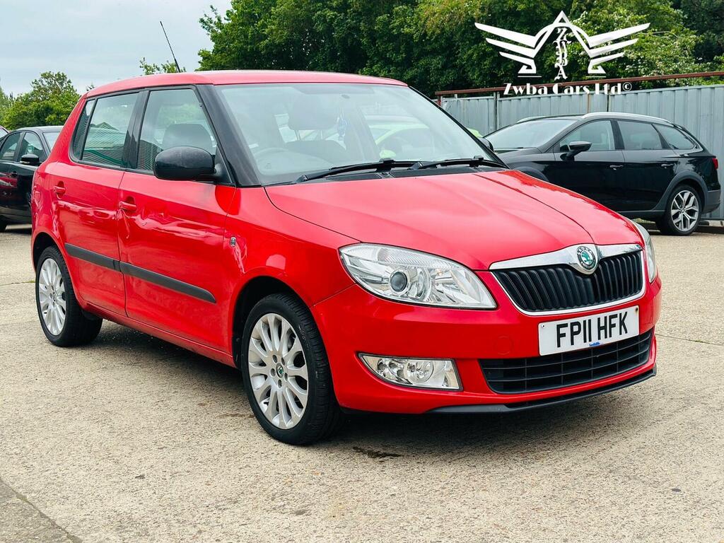 Skoda Fabia Hatchback 1.2 Tsi Elegance Euro 5 201111 Red