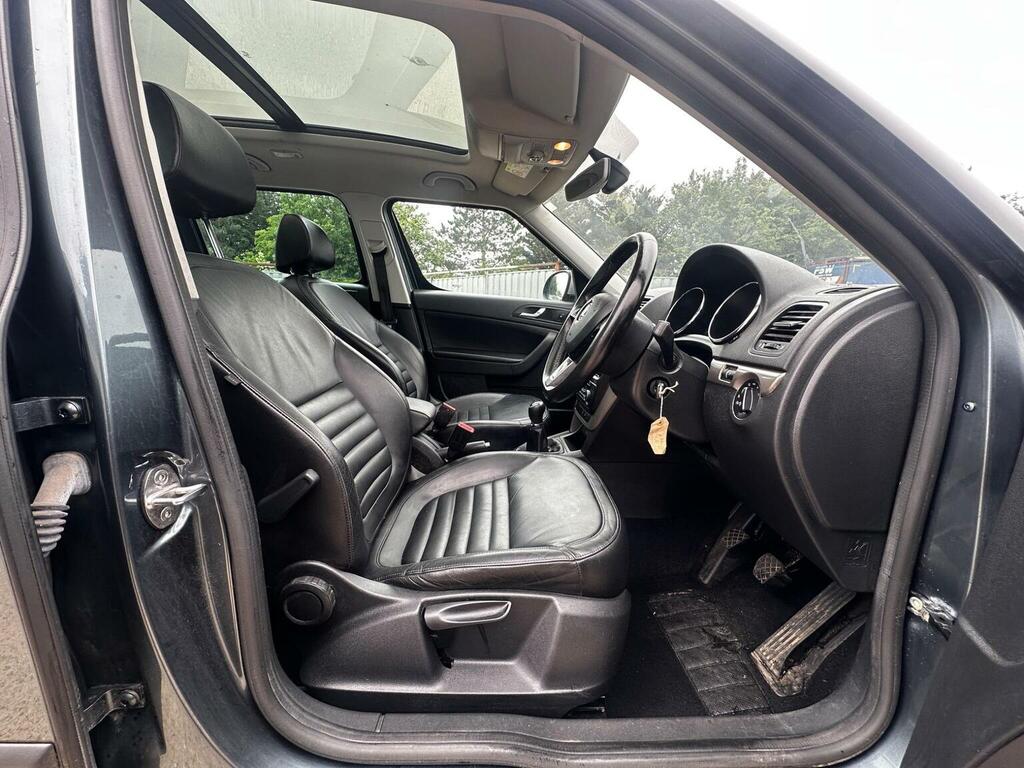 Skoda Yeti Suv 1.2 Tsi Se L Outdoor Euro 6 Ss 201666 ST66BWP Grey #5