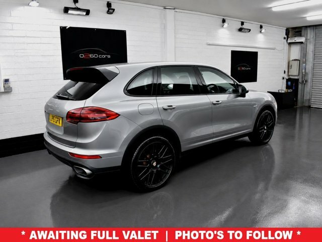 Porsche Cayenne 2015 3.0 Td V6 262 Tiptronic S 4Wd Euro 6 Suv LF15CFN Grey #3
