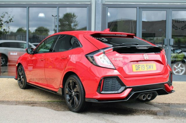 Honda Civic 1.5 Vtec Turbo Gpf Sport Plus Hatchback Red #2