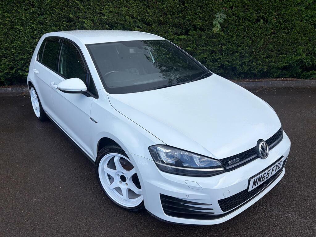 Volkswagen Golf 2.0 Tdi Bluemotion Tech Gtd Euro 6 S S MM65FVG White #2