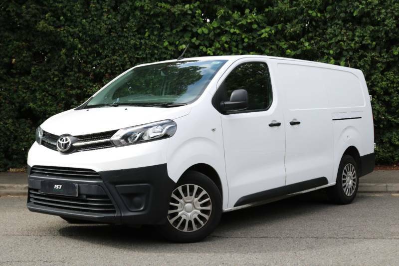 Toyota PROACE 2.0D 140 Icon Van White #3