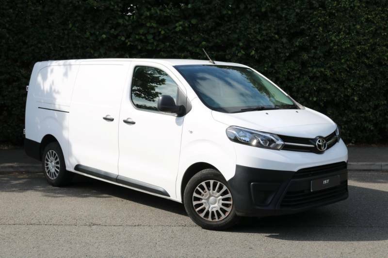 Toyota PROACE 1.5D Active Panel Van White #16