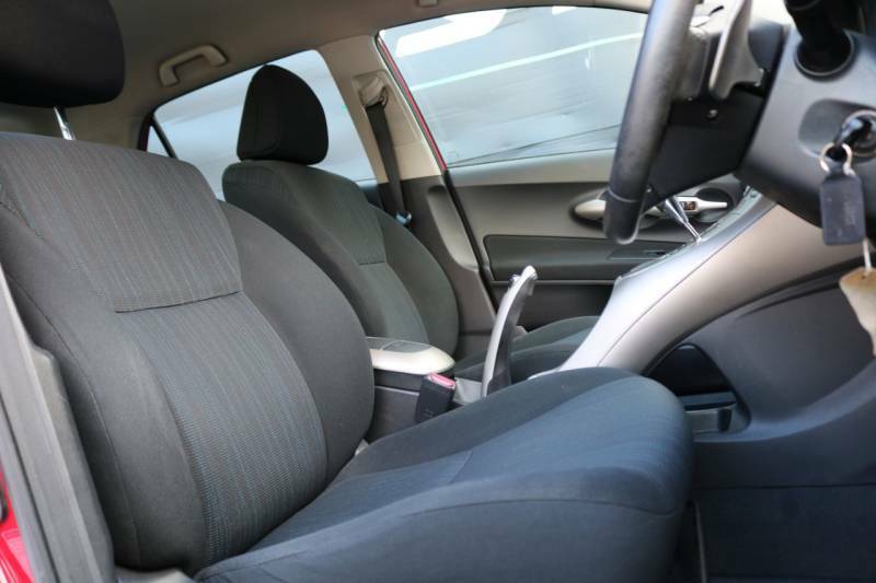 Toyota Auris 2.2 D-4d Sr 180 White #10