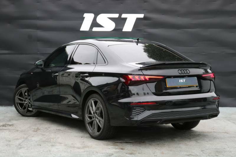 Audi A3 35 Tfsi Edition 1 S Tronic Black #5