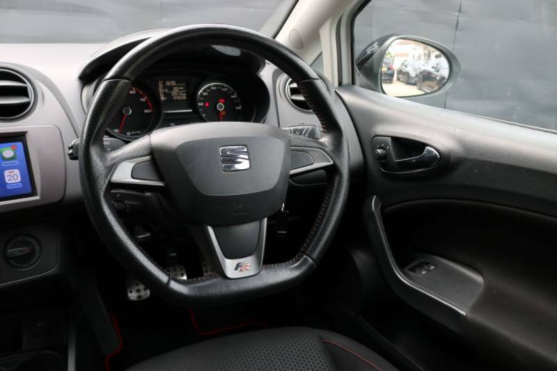 Seat Ibiza 1.2L Tsi Fr 104 Bhp White #15