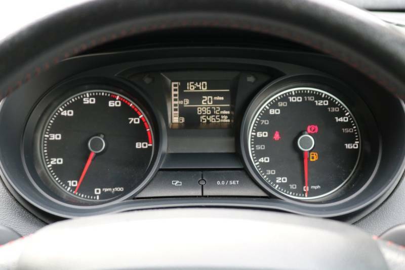 Seat Ibiza 1.2L Tsi Fr 104 Bhp White #17