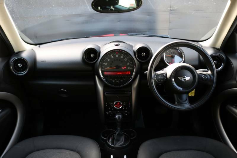 Mini Countryman Cooper White #12