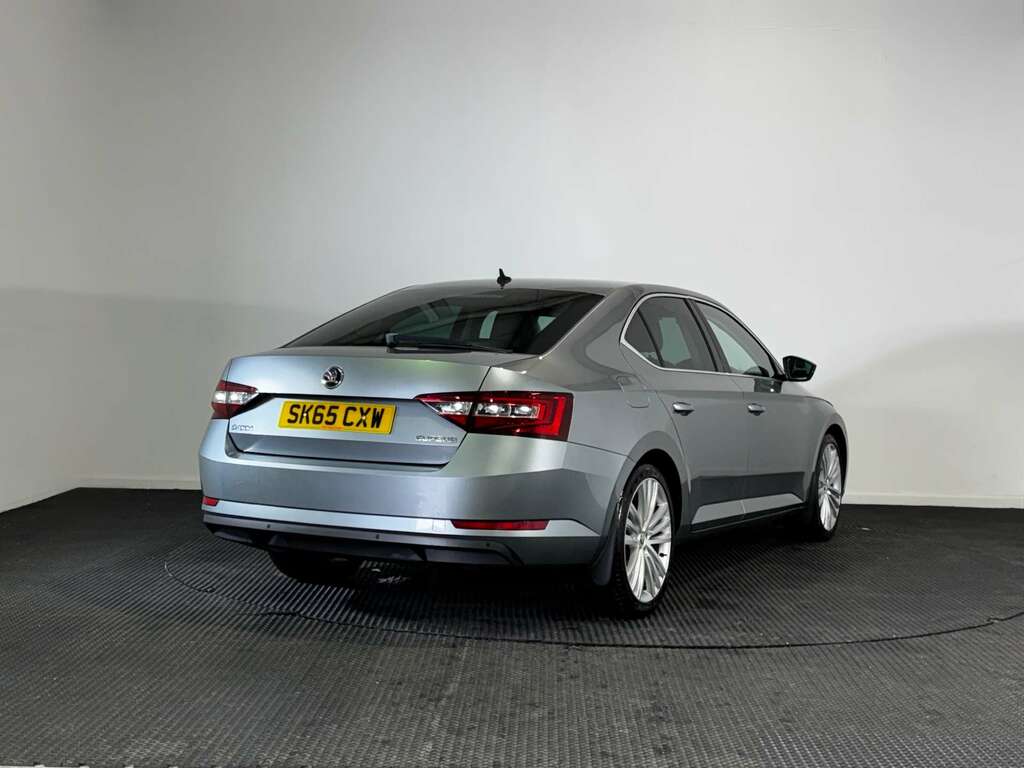 Skoda Superb 2.0 Tdi Se L Executive Hatchback Grey #6