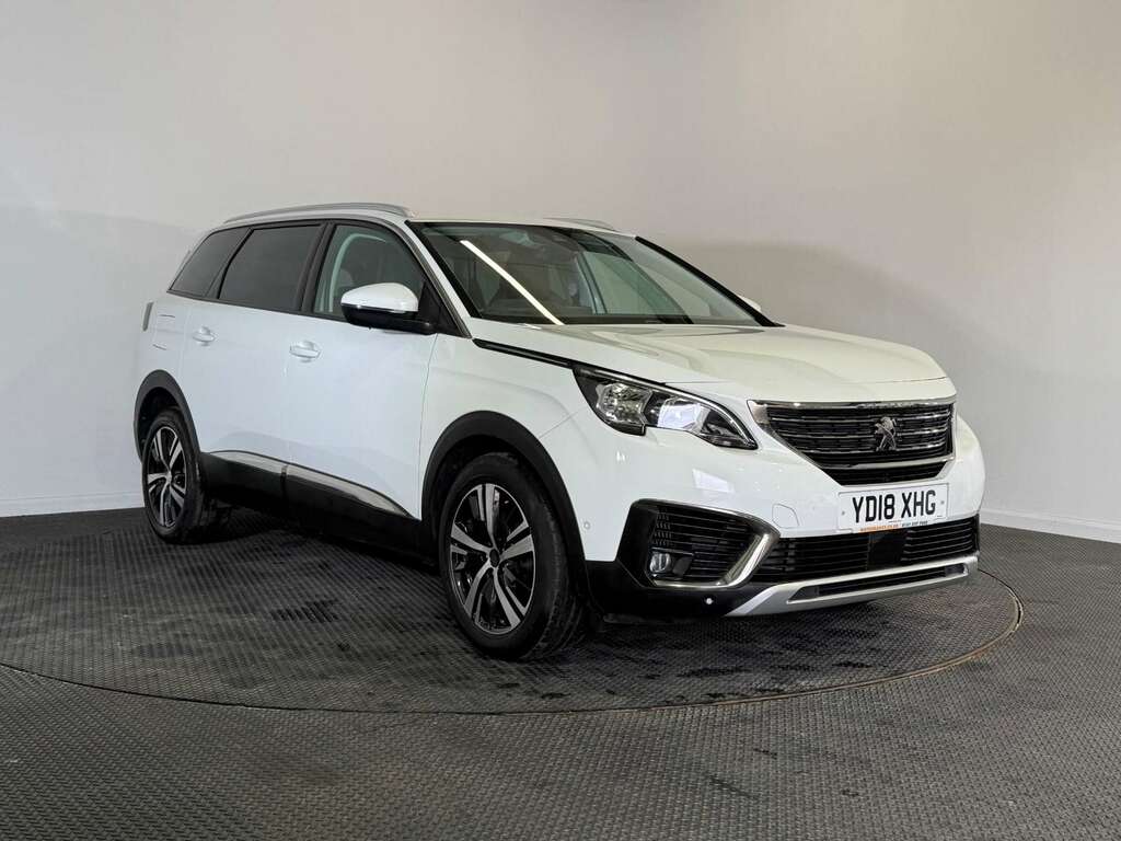 Peugeot 5008 1.2 Puretech Allure Suv Euro 6 White