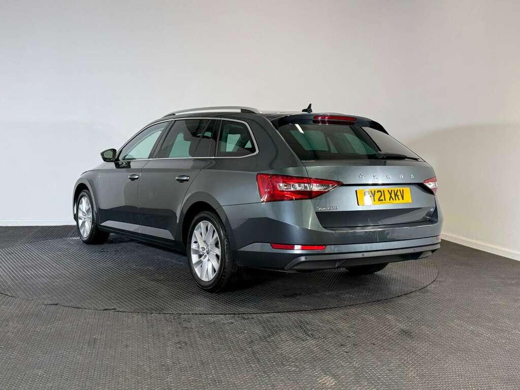 Skoda Superb 2.0 Tdi Se Technology Estate Eur Grey #4