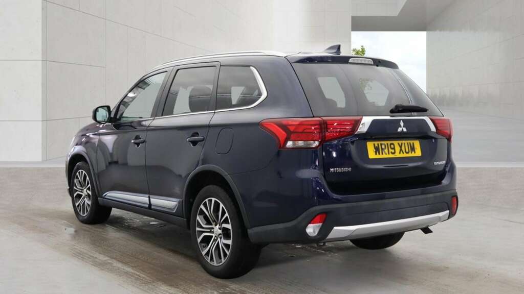 Mitsubishi Outlander 2.2 Di-d Juro Suv 4Wd Euro 6 147 Blue #4