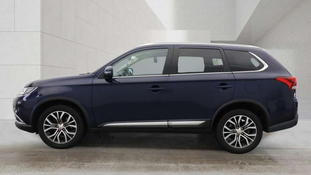 Mitsubishi Outlander 2.2 Di-d Juro Suv 4Wd Euro 6 147 Blue #3