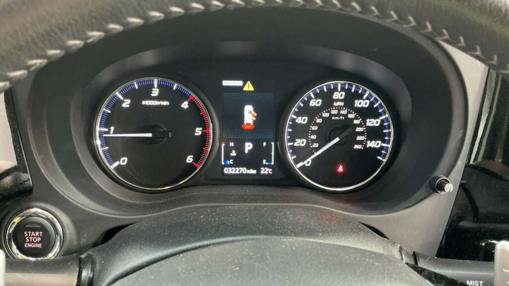 Mitsubishi Outlander 2.0 Juro Cvt Red #8