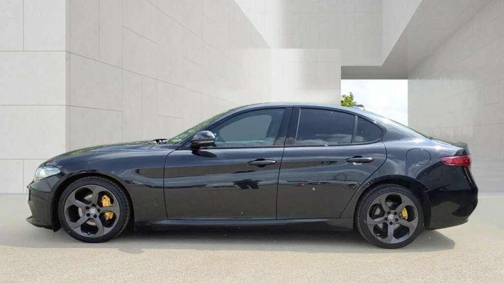 Alfa Romeo Giulia 2.2 Td Speciale Saloon Euro 6 Ss Black #5