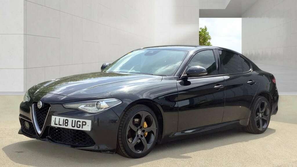 Alfa Romeo Giulia 2.2 Td Speciale Saloon Euro 6 Ss Black