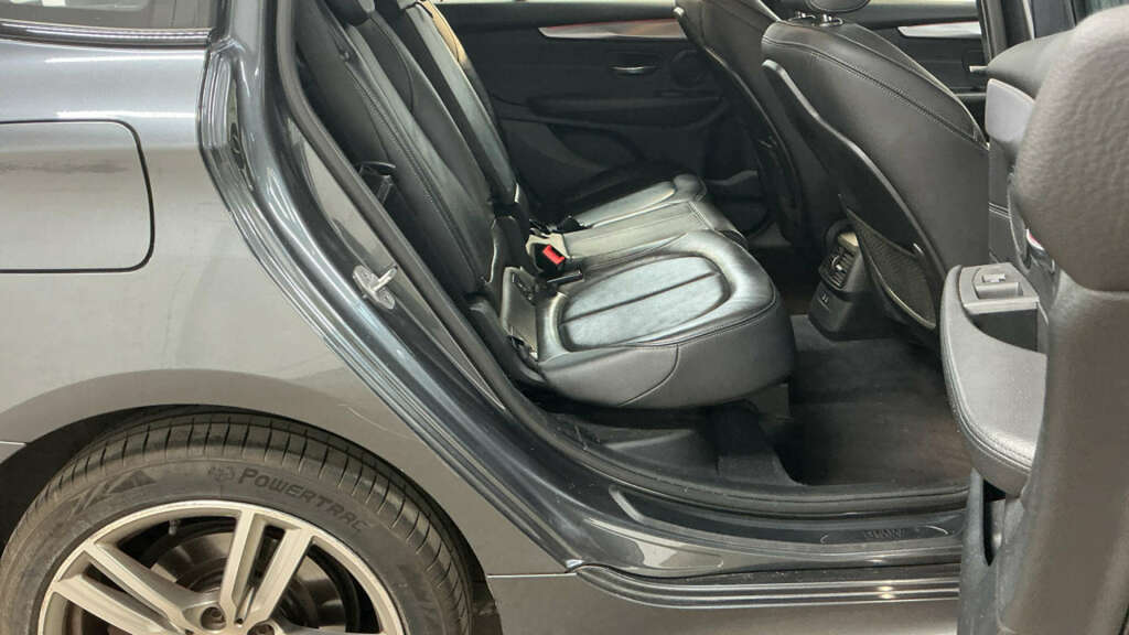 BMW 2 Series Gran Tourer 218I Se Blue #9