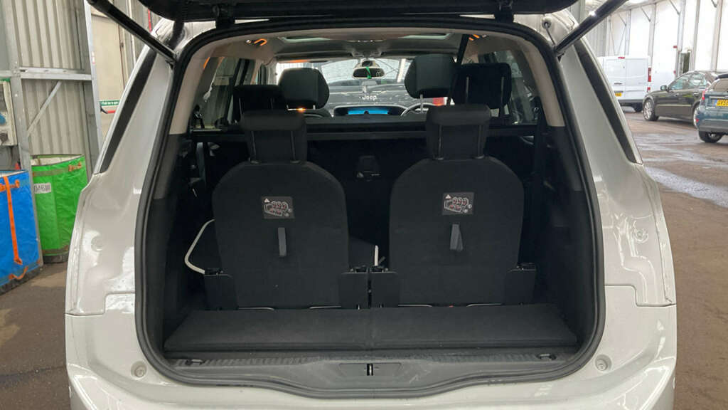 Citroen Grand C4 SpaceTourer 1.2 Puretech Gpf Flair Mpv Euro HL19FPC White #5